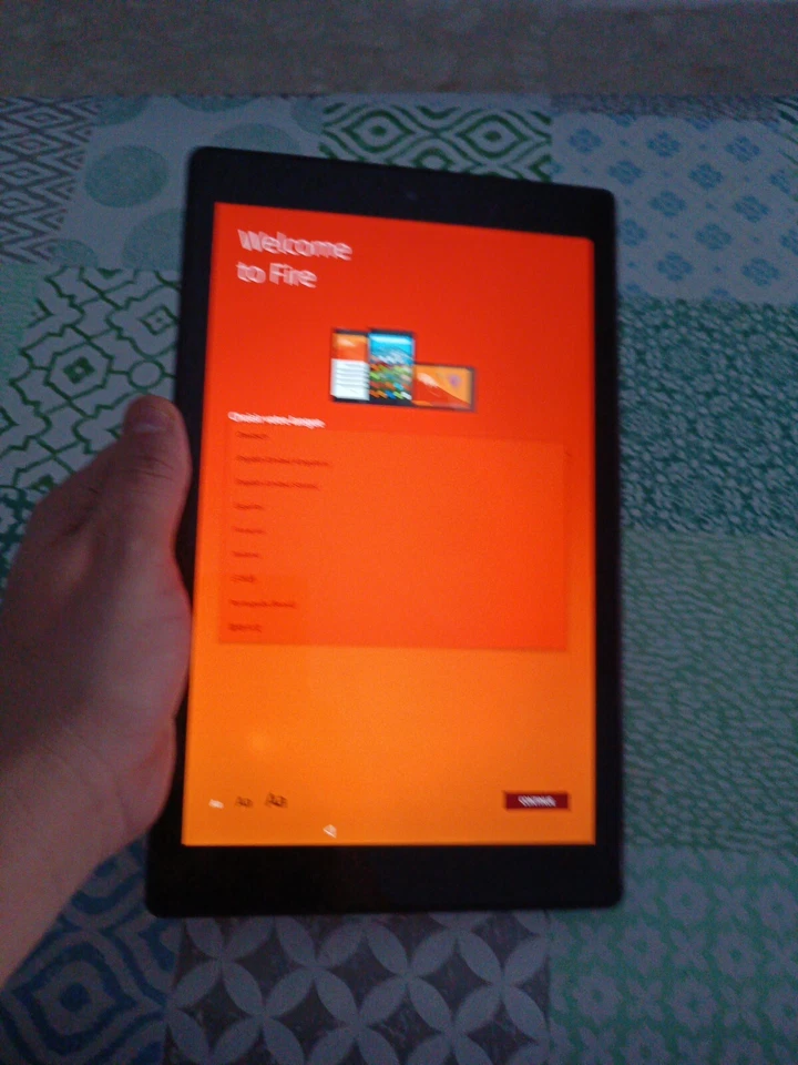 Amazon Kindle Fire HD 10 Tablet 7th Generation 64GB SL056ZE 10" - Imagen 3 de 4