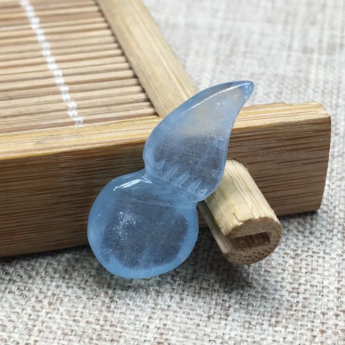 8.2Ct Natural Blue Aquamarine Quartz Carved Pendant Healing - Picture 6 of 6