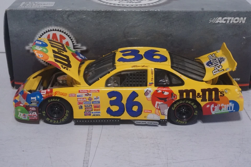 Ernie Irvan #36 1999 M&M'S Millennium Mac Herramientas 1/24 Diecast Modelo Nascar Foto 2 de 4