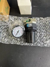 TPC UPR 2000 Air Pressure Regulator 1/8" NPT w/ 0-160 Psi gauge 1-1/2" Dial Face