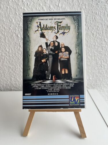 VHS Video Kassette ADAMS FAMILY Verrückt sein ist relativ 95 Min. Deutsch 1994 - Bild 1 von 4