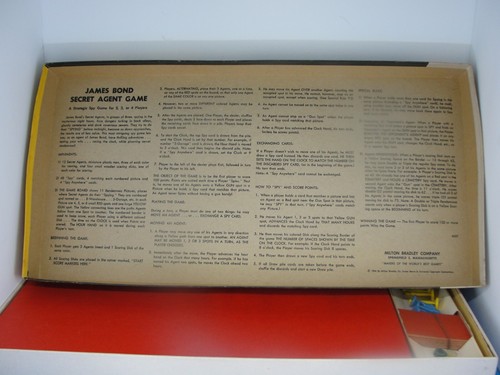 1964 James Bond Secret Agent 007 Game by Milton Bradley Complete NM/M Cond. - Picture 7 of 11