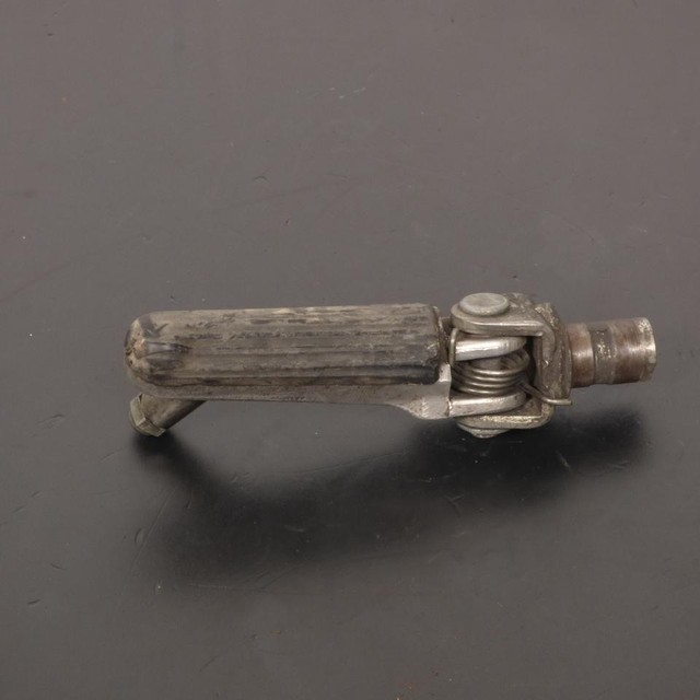 Cale pied origine pour moto fixation 23mm Ø17mm Occasion