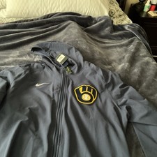 Milwaukee Brewers Team Jacket NWT Xxl