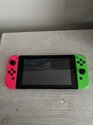 Nintendo Switch 32GB 1080p Region Free Wi-Fi USB-C Pink/Green Joy-Con