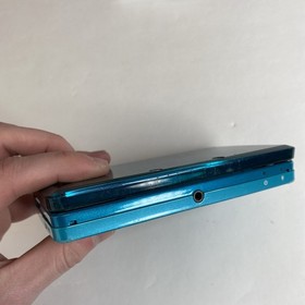 Nintendo 3DS Handheld Video Game Console Blue CTR-001 (USA) W Charger Stylus