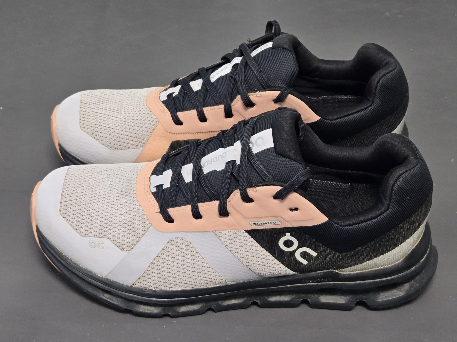 On Cloud On Running Cloudrunner Sz 10 Waterproof … - image 1