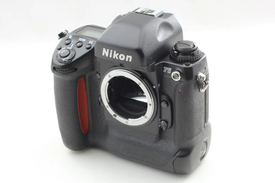 [Near MINT+++] Nikon F5 SLR 35mm Film Camera Body Black DP-30 Finder From JAPAN - Image 3 of 4