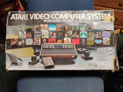 Vintage Atari 2600 Console W/Games