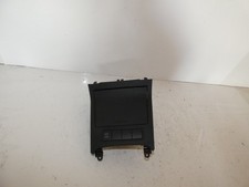 Aschenbecher  VW Golf V 5 BJ07 3tr.  1K0857961