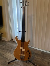 ‘79 Kramer Aluminum Neck Bass Guitar Fretless