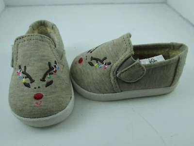 TOM'S NEW TOMS Classic Reindeer Embroidered Slip-On Shoes Toddler Size 4