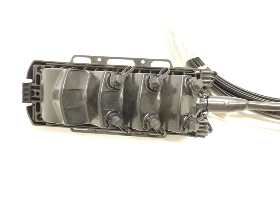 Commscope DLX Mini-MST 6 Fiber Toneable, 6 Port, 50 ft. Pigtail MST-06XX00-B0050 - Image 3 of 4