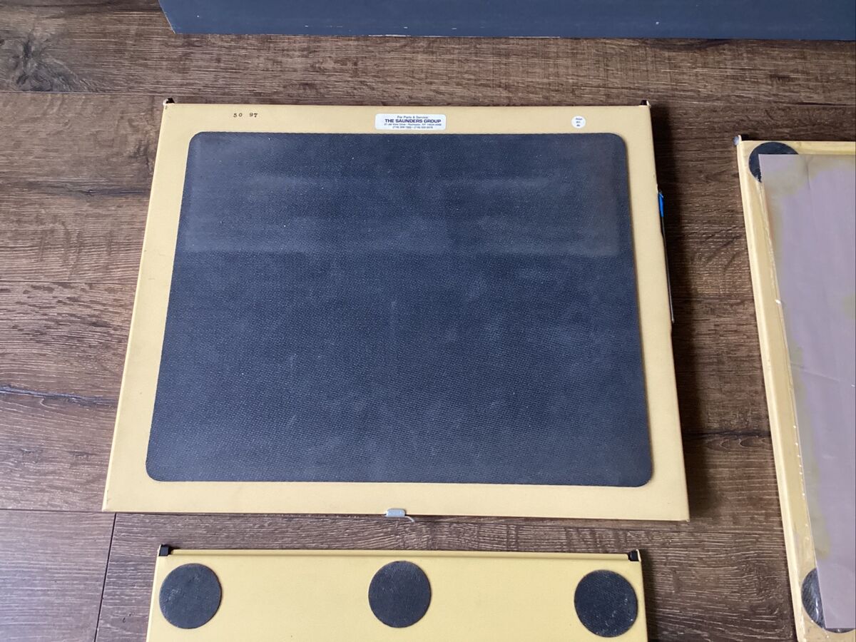 Vintage Saunders 11 x14 4-Blade Enlarging Easel W/ 2 Others Vintage Saunders 11 x14 4-Blade Enlarging Easel W/ 2 Others