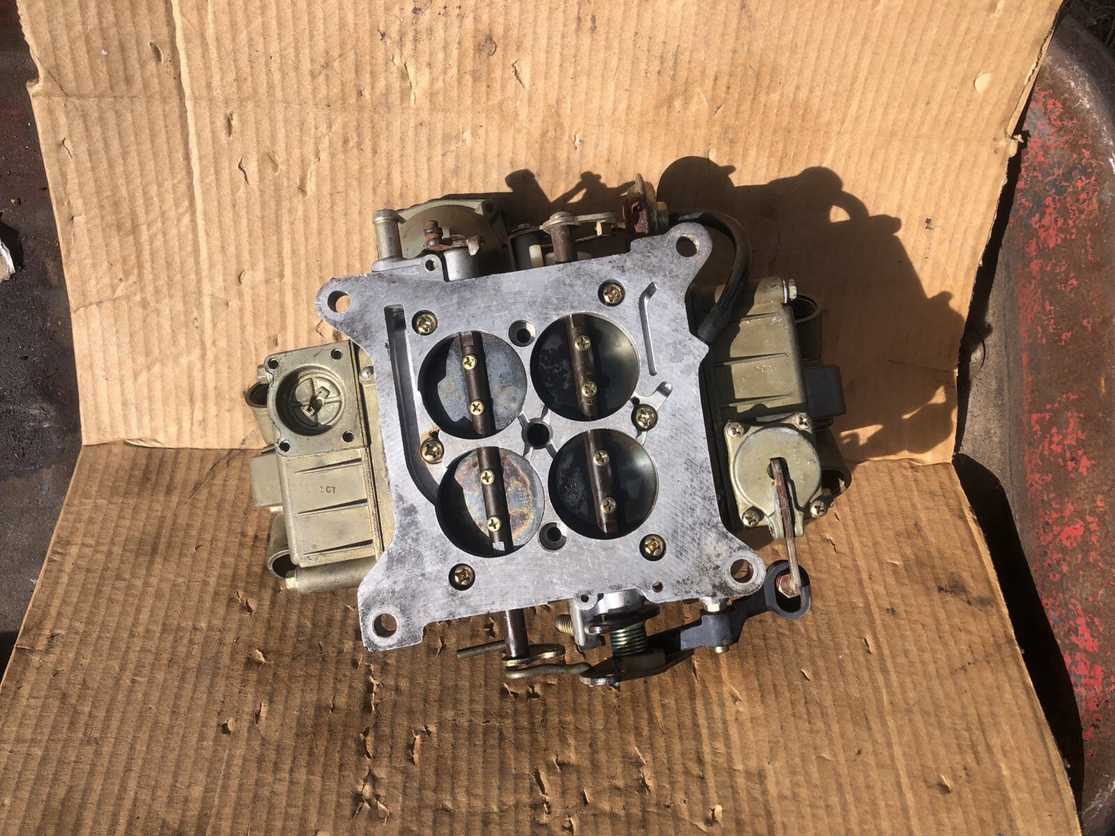 Holley 850 cfm Carburetor Carb Vacuum Secondaries MARINE BOAT 80180