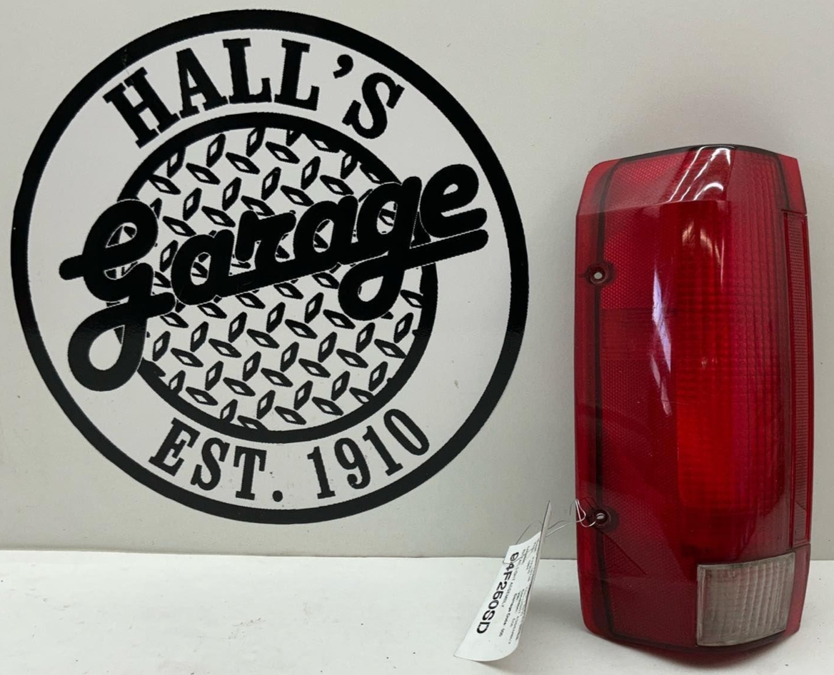 Ford F250 Pickup Right Passenger Tail Light Assembly 1987-1997 Incandescent