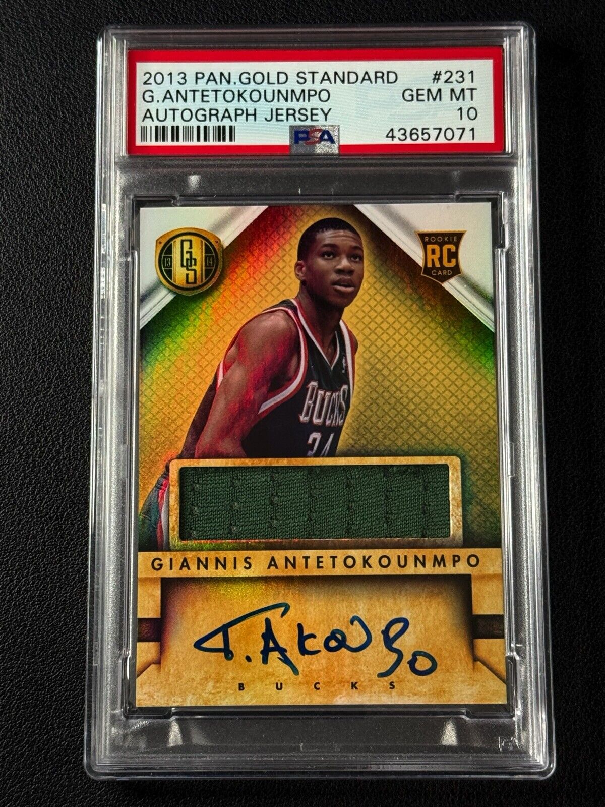 Giannis Antetokounmpo 2013 Gold Standard #231 Rookie Jersey Giannis Antetokounmpo 2013 Gold Standard #231 Rookie Jersey