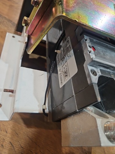 GENERAL ELECTRIC 400AMP SPECTRA RMS CIRCUIT BREAKER SGLA36AT0400 WITH 200A PLUG - Picture 5 of 14