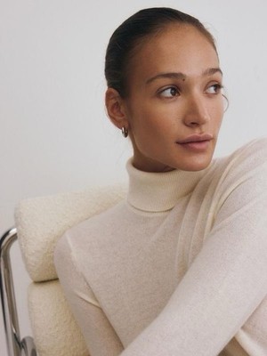 Massimo Dutti Cashmere Blend Turtleneck Sweater Cream Soft Knit Long Sleeve S