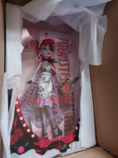 Monster High Outta Fright Operetta Doll Fang Club Exclusive NIB