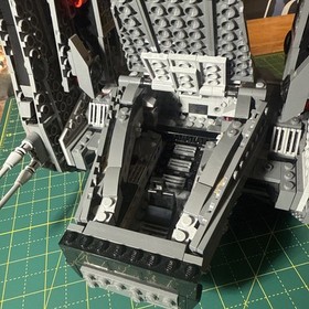 LEGO Star Wars Kylo Ren's Command Shuttle (75104)