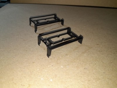 Herpa 2xKotflügel 3achs Schmitz mit Spritzschutz,schwarz, für Umbau etc. 1:87.