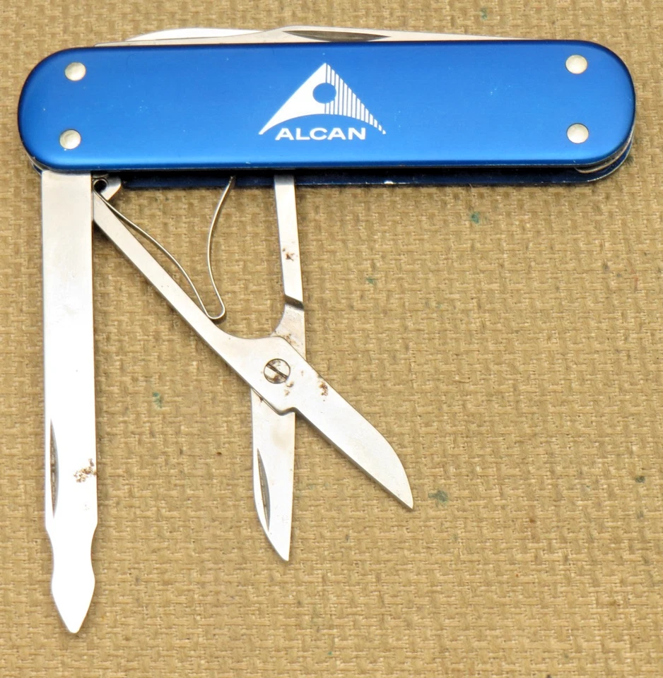 Navaja Suiza Victorinox - Descontinuada 74 mm EXECUTIVA - RARA Alox Suave Foto 4 de 4