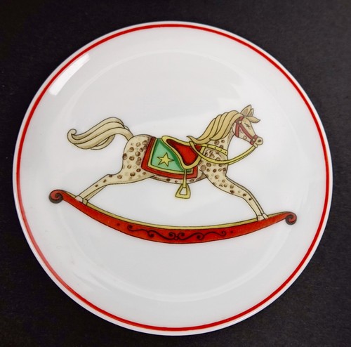 Vista Alegre Christmas Magic Decorative 4" Plates Set of 6 Porcelain 1987 - Picture 4 of 14