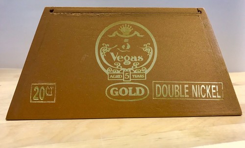 5 Vegas Gold Unique Piramid Shaped Empty Cigar Box - Picture 9 of 11