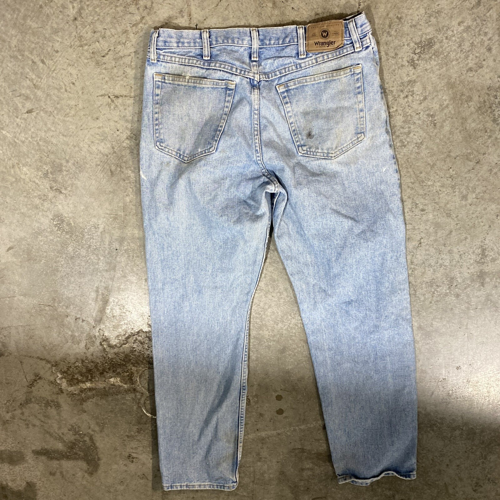 wrangler 5 star relaxed fit denim jeans 97601sb mens 34x32 light blue wash