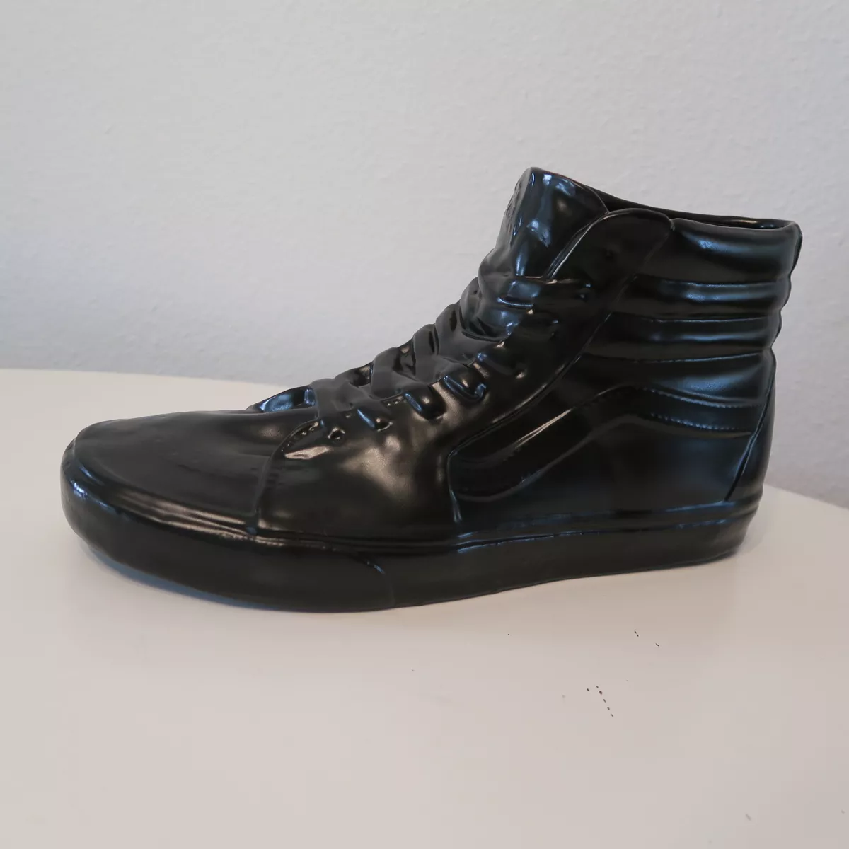 RARE BRAND NEW NEIGHBORHOOD VANS SK8 Black Incense Chamber Booze porcelain 10.5