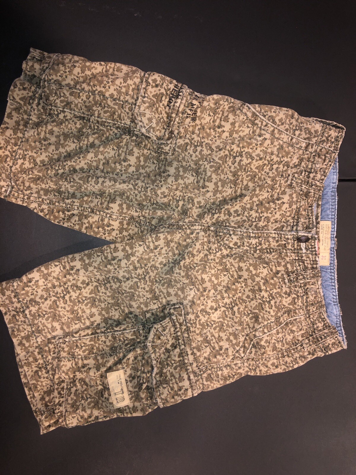 True Religion Mens Commander Cargo Shorts Camo Size … Gem