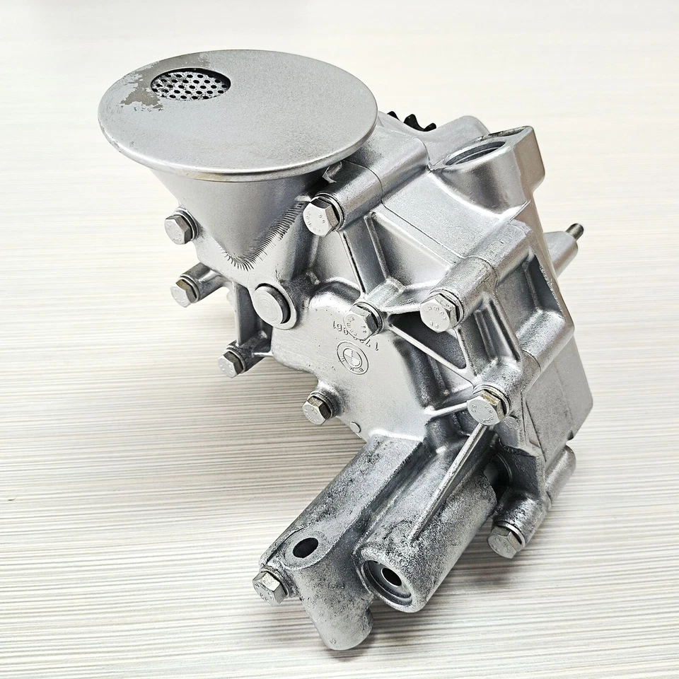 11411438280 OEM Engine Oil Pump For BMW E39 540I E38 740I 740IL E31 840CI M62 Foto 4 de 4