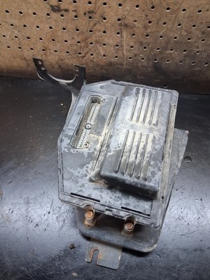 1994 1995 Jeep Grand Cherokee Computer Engine Control ECU ECM Z9166  D132