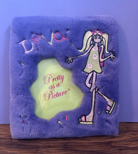 Pretty as a Picture Diva Purple Plush 7x7 Squ...