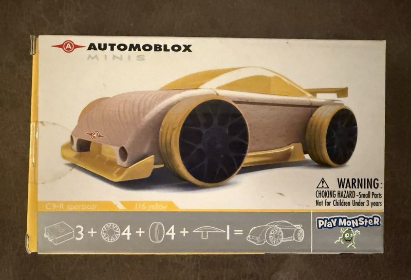 Automoblox Minis C9-R Sportscar (116 Yellow) - NRFP  2016 (Model Car by Callelo)