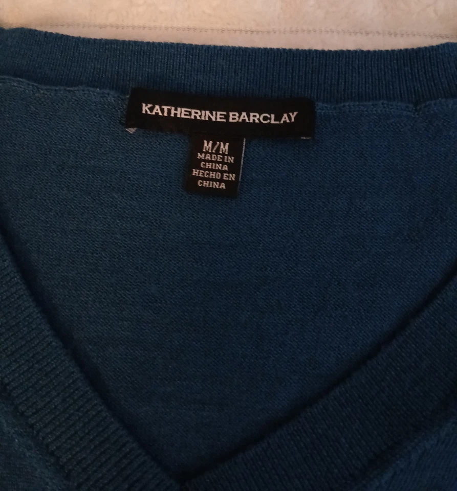 Suéter feminino Katherine Barclay lavável lã merino tamanho M azul-petróleo gola V - Imagem 4 de 4