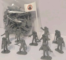 Lot of 36 Vintage Astronauts Mini Plastic Figure Toy Spacemen 2"  Flag