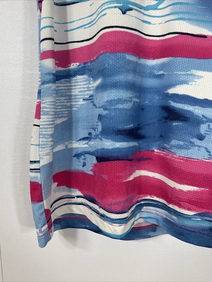 Polo deportivo Haley con cuello con volantes mediano para dama Foto 4 de 4