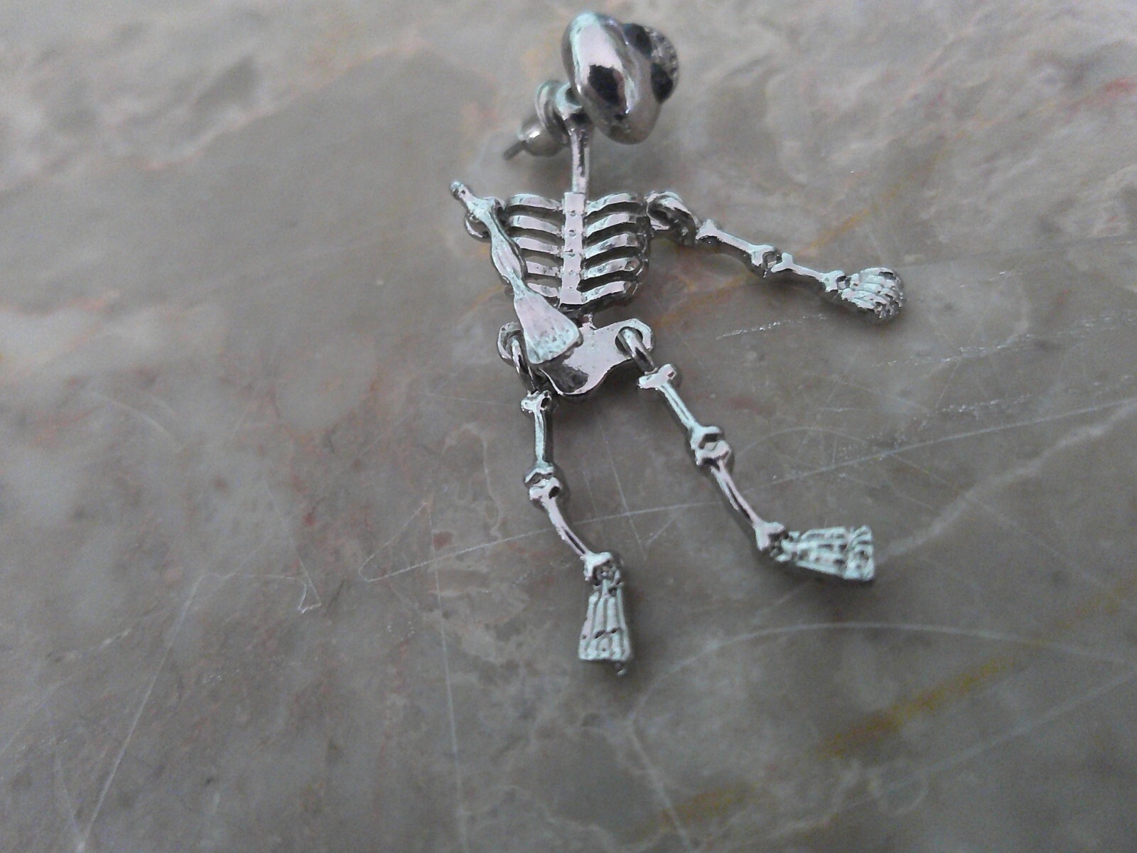 Silver Tone Moveable Skeleton Dangle Earring's - image 3