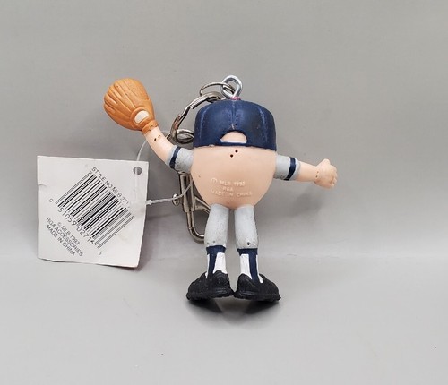 Vintage MLB Minnesota Twins 1993 Baseball Guy~ Bendy Clip On Keychain 3" tall - Picture 4 of 8