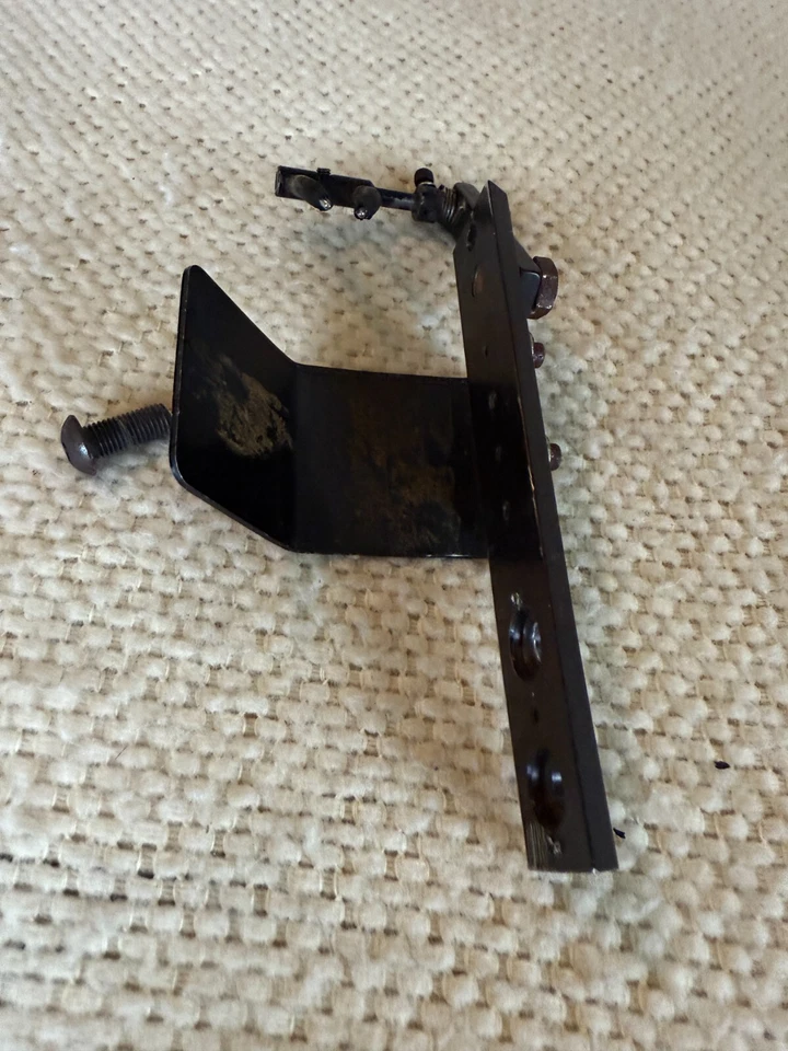 Left Hand Overdraw Archery Flipper Rest - Image 3 of 4