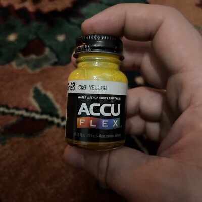 ACCU FLEX Hobby Model Railroad Paint 1 FL OZ. C&O YELLOW 