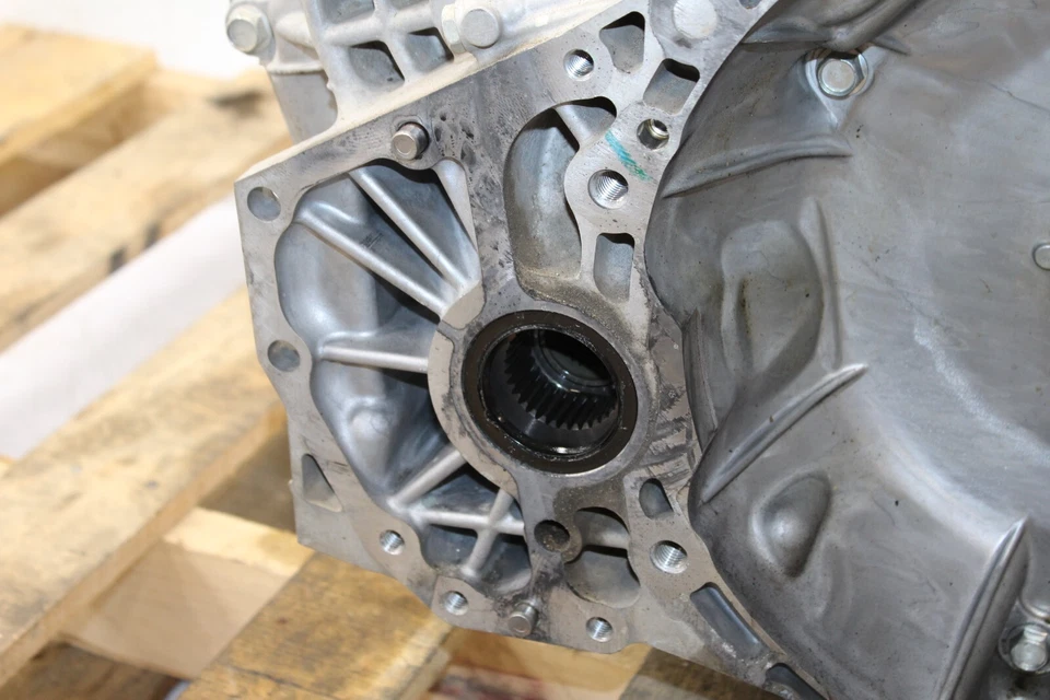 Оригинальная автоматическая коробка передач Nissan Juke Nismo RS AWD 65k REOF10B 2014-2017 годов выпуска - Изображение 4 из 4