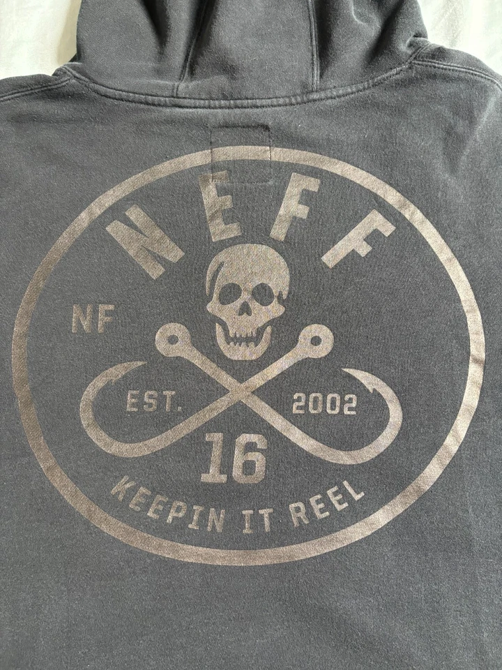 Moletom com capuz Neff logotipo traseiro cor preto tamanho grande - Imagem 4 de 4