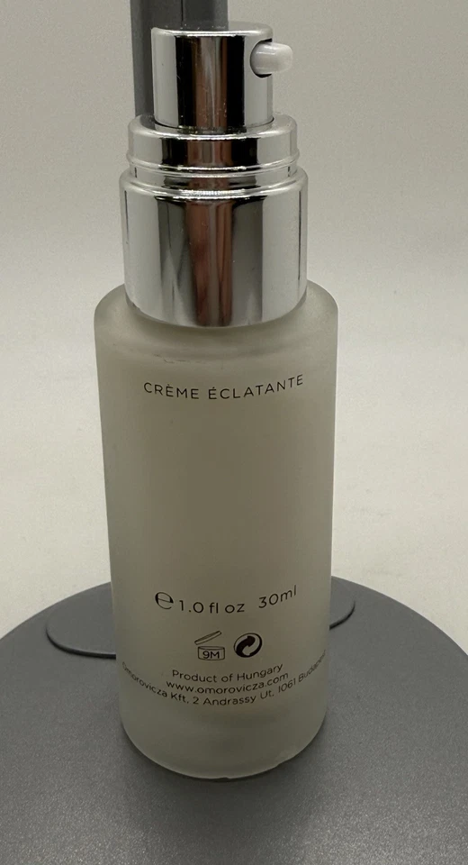 Crema hidratante iluminadora Omorovicza 30 ML/1 FLOZ con cristal de rubí MRSP $157 NUEVA SIN CAJA Foto 2 de 4