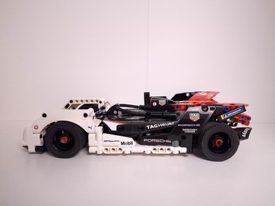 LEGO TECHNIC: Formula E Porsche 99X Electric 42137