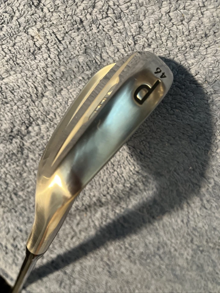 TOUR ISSUE TITLEIST T100 46’PITCHING WEDGE/36”/D2-D3 SW/AMT WHITE X100/UNUSED” - Image 2 of 4