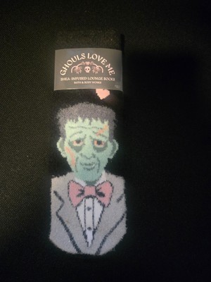 BATH AND BODY WORKS GHOULS LOVE ME FRANKENSTEIN SHEA INFUSED LOUNGE SOCKS