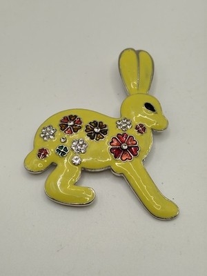 Silberfarbene cremefarbene Emaille und Kristall Hase Brosche Osterhase Hase Brosche